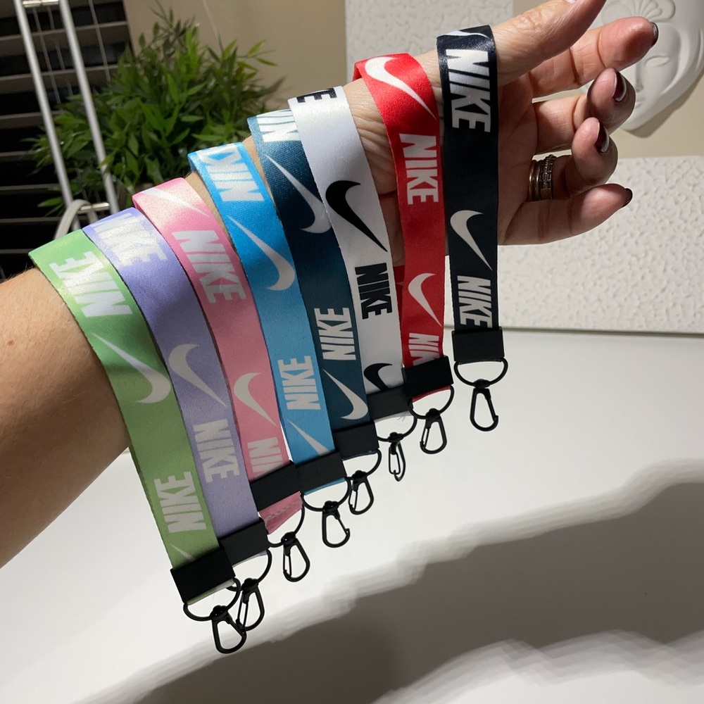 2 pieces Nike Short Lanyard Wristlet Phone Car Bag Charm Keychain